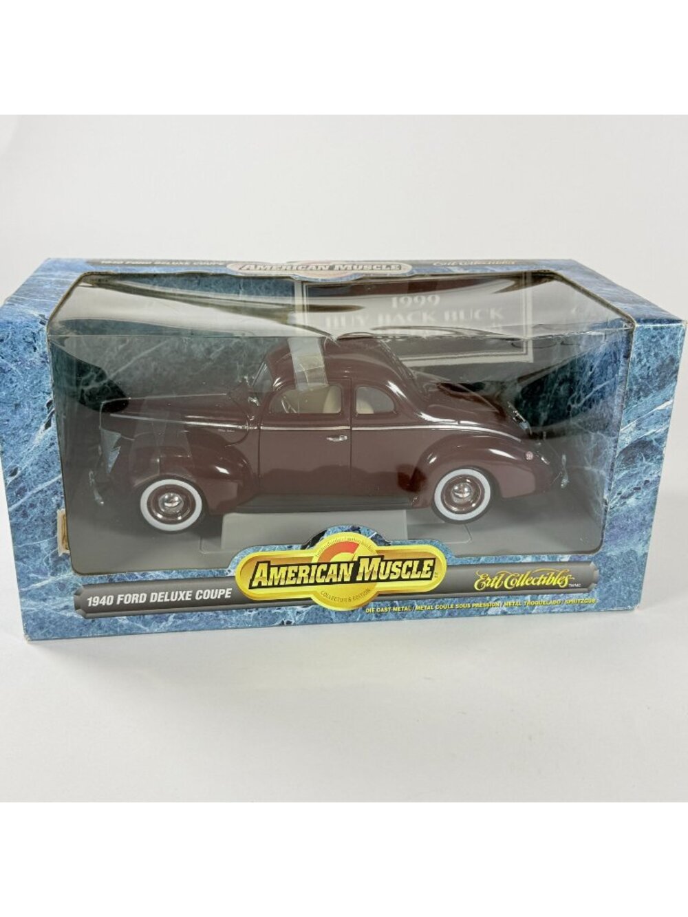 ERTL American Muscle 1940 Ford Deluxe Coupe 1:18 Diecast  Car With Box